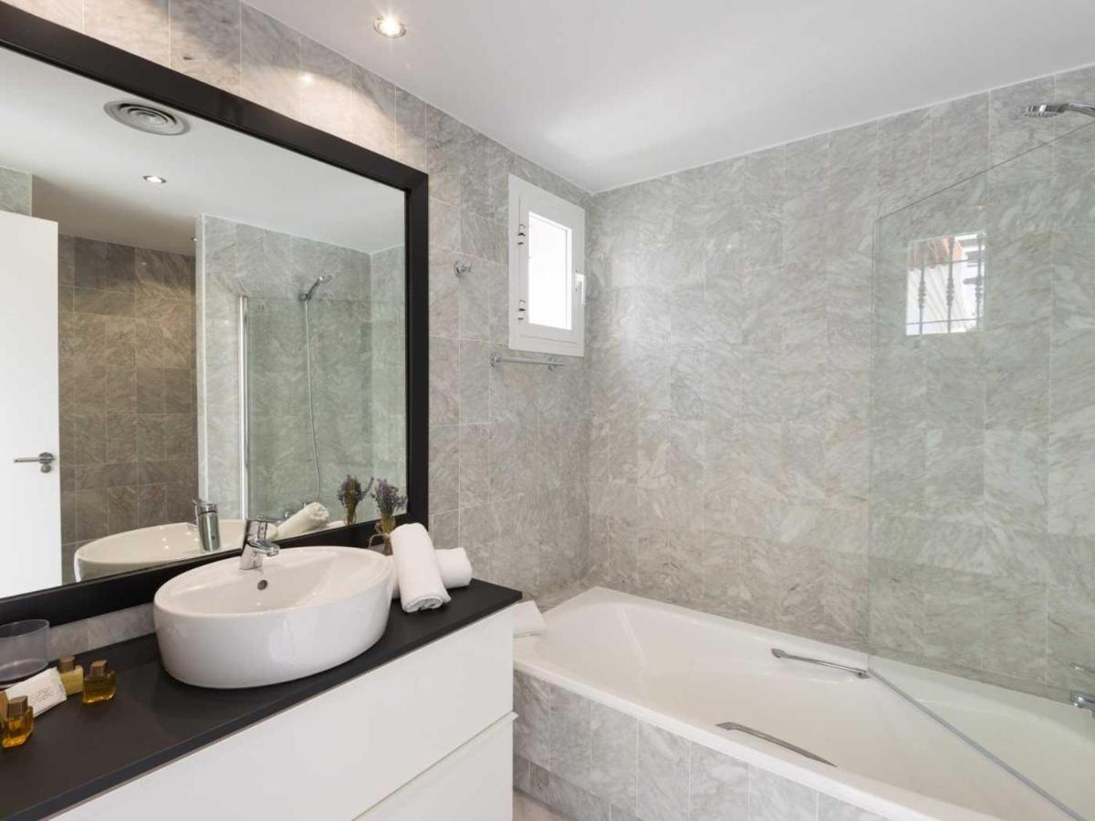 Vacation Marbella I Los Naranjos, Exquisite Penthouse Suite With Rooftop Terrace エクステリア 写真